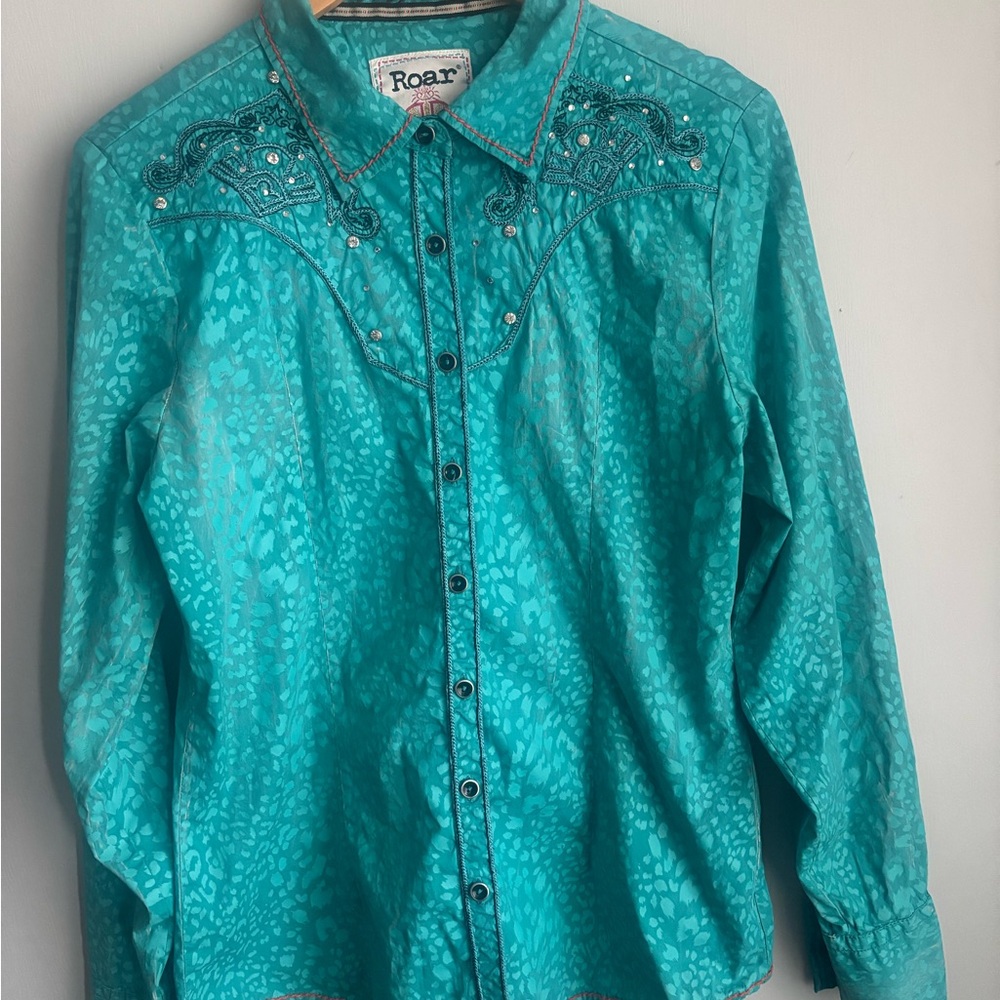 Destined to Roar Beautiful Turquoise Western Shirt